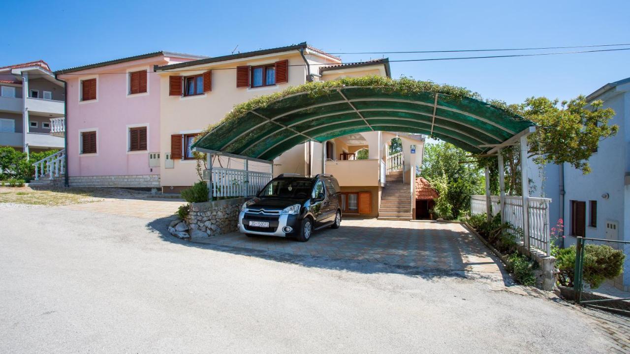 Apartment Branko Šilo Buitenkant foto